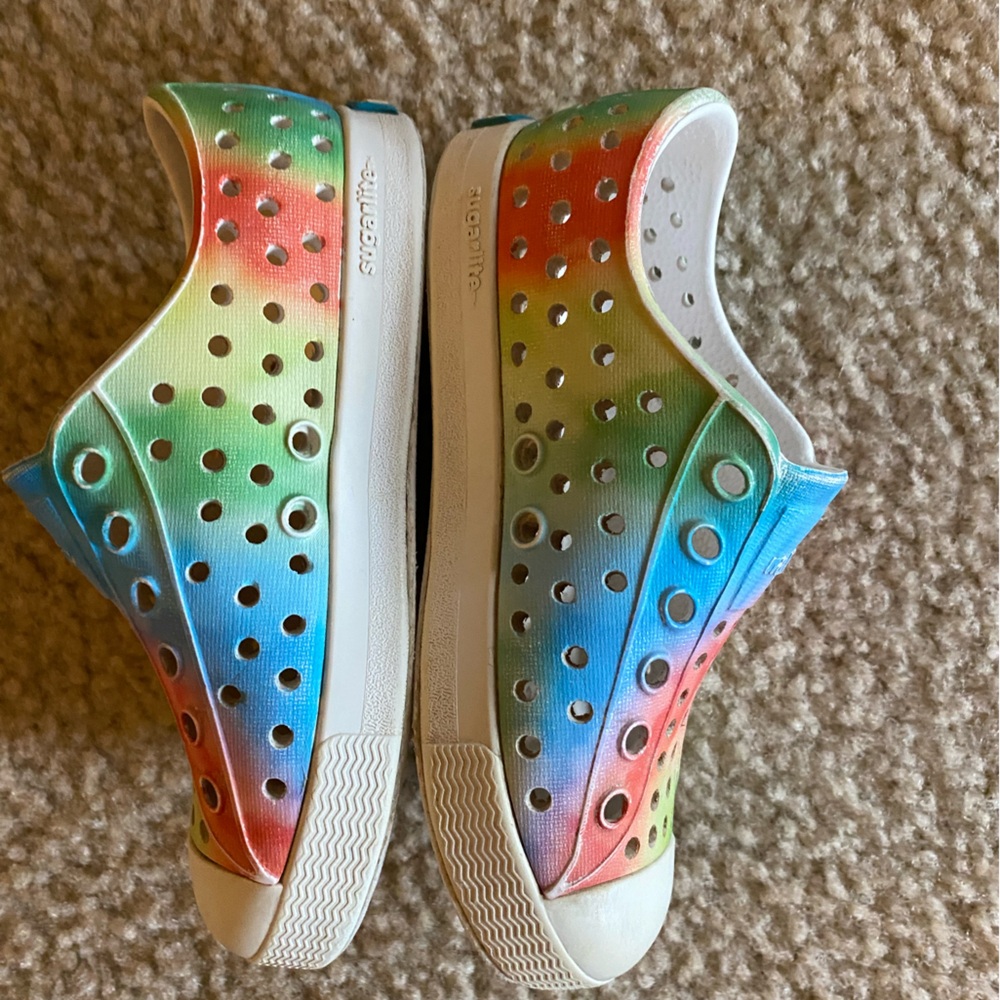 Native Rainbow Tie Dye Shoes Vibrant and Comfortable - Picture 4 of 9